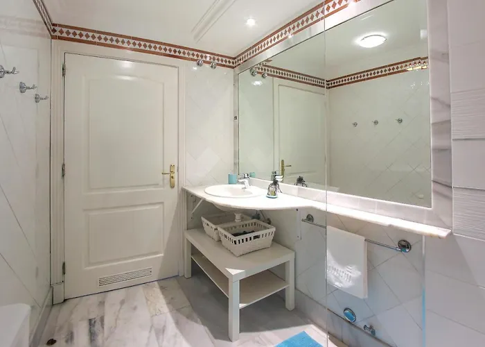 Fantastic Ocean View Buena Vista With Amazing Pools, 108 Casa vacanze